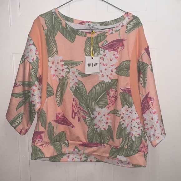 NWT! Tropical Shirt - Picture 2 of 5